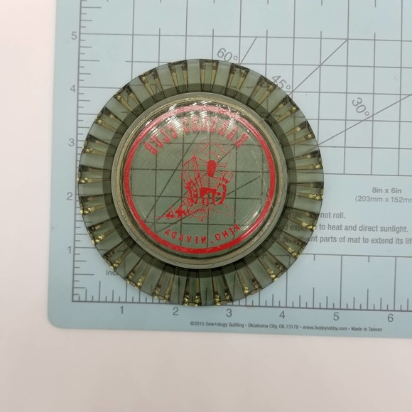 VTG Harolds Club Reno Nevada Ashtray Covered Wagon - Picture 3 of 3